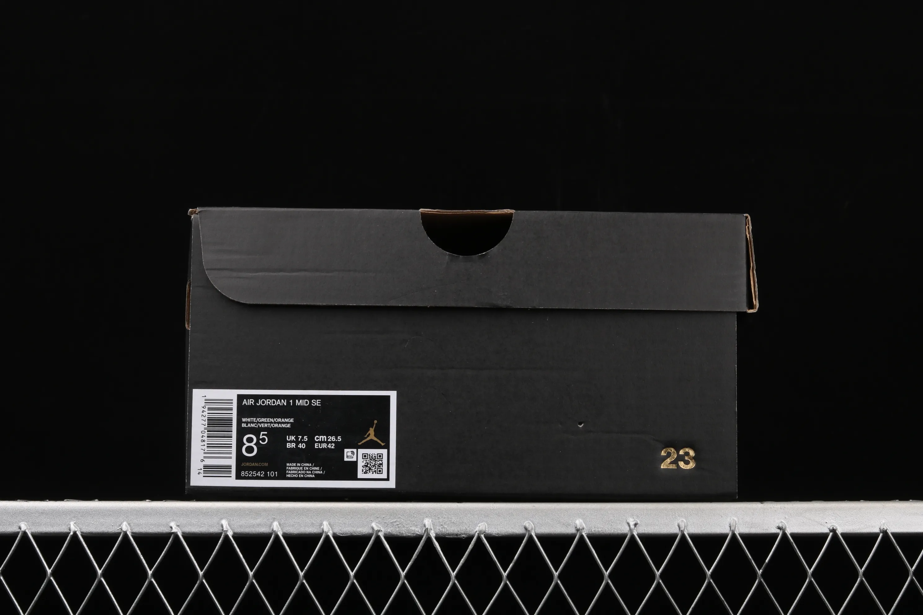 All categories Air Jordan Jordan series basketball shoes Air Jordan 1 Mid Air Jordan 1 Mid AJ1 Joe 1 mid-top gold medal color matching 852542-101